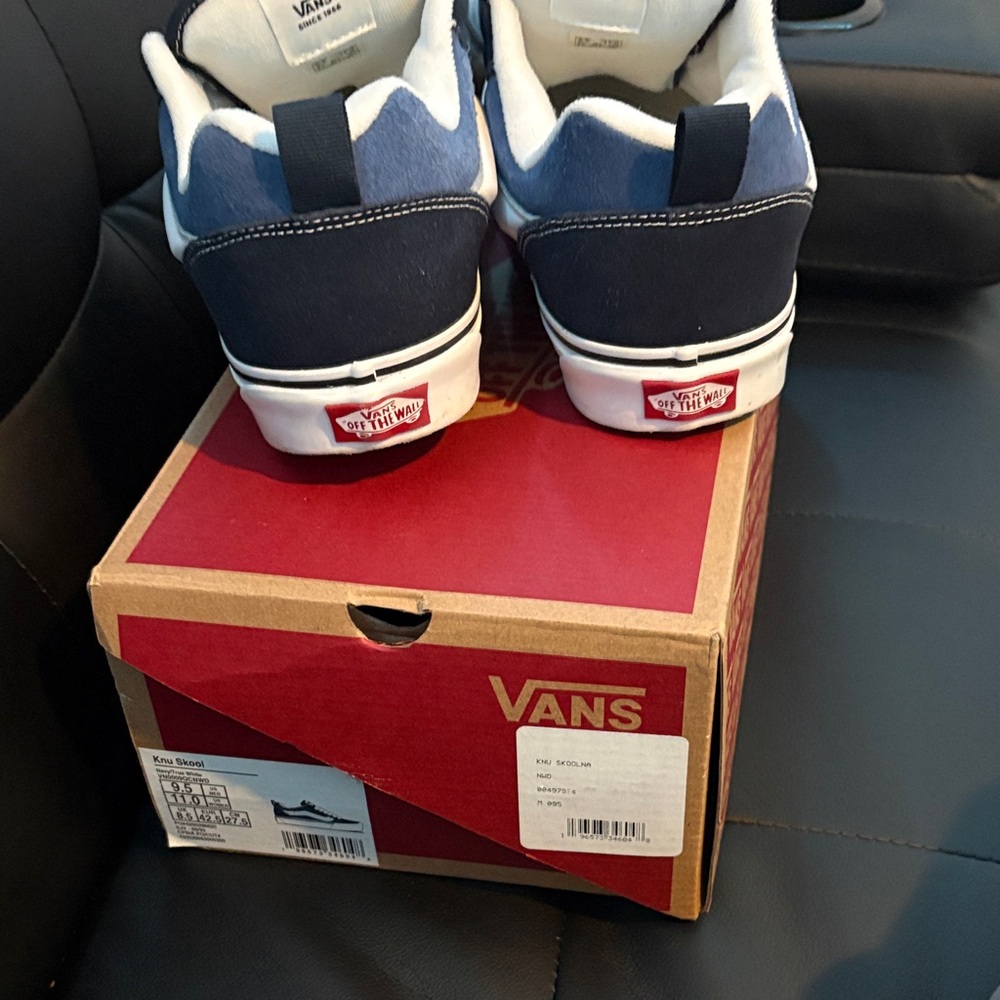 new school Vans  Blue and White Low-Tops - Picture 4 of 5